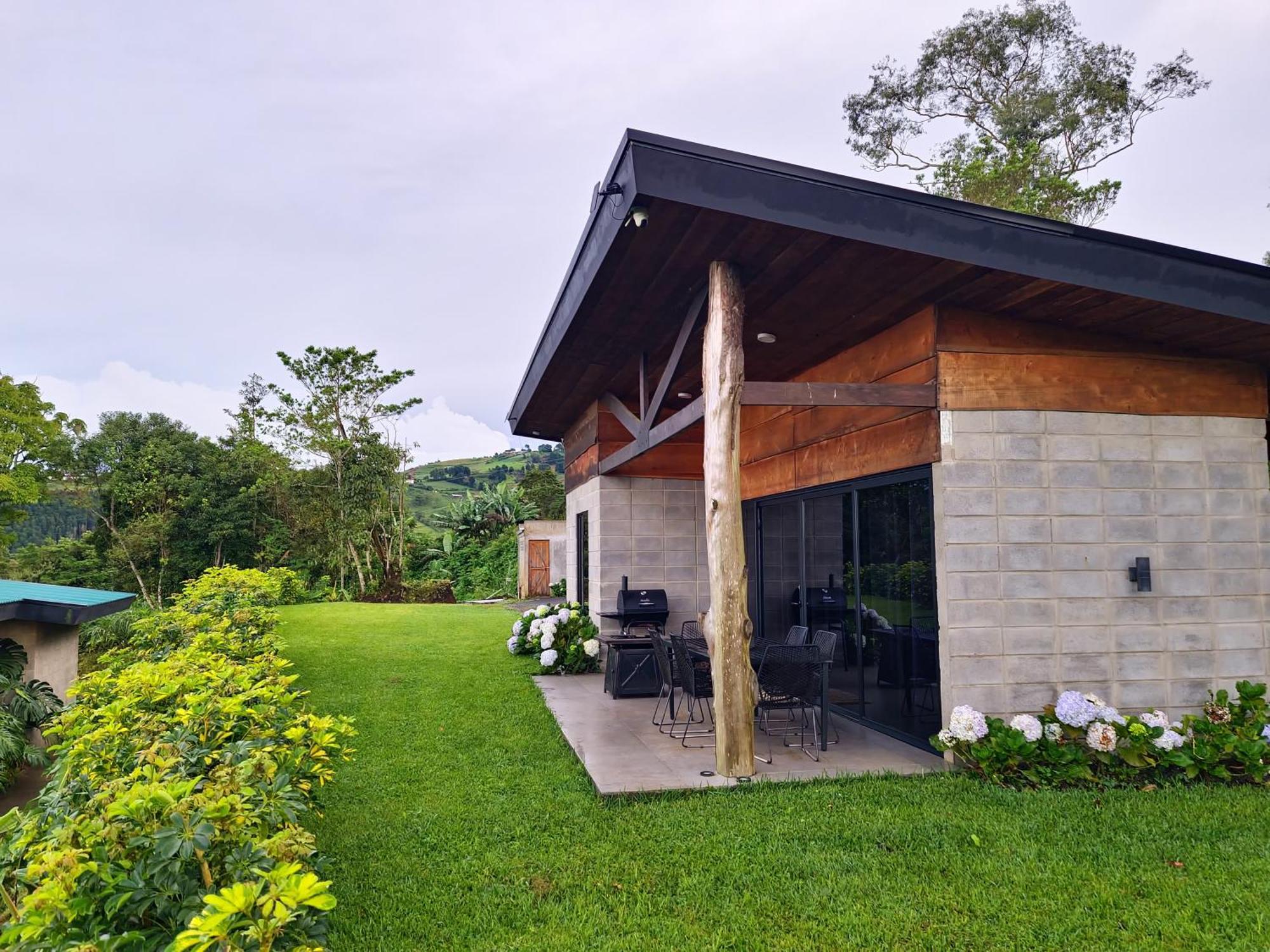 Espectacular Cabaña Moderna de Montaña + Bosque Nuboso +Wifi Zarcero Exterior foto